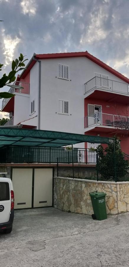 טרוגיר Apartments Boljat מראה חיצוני תמונה