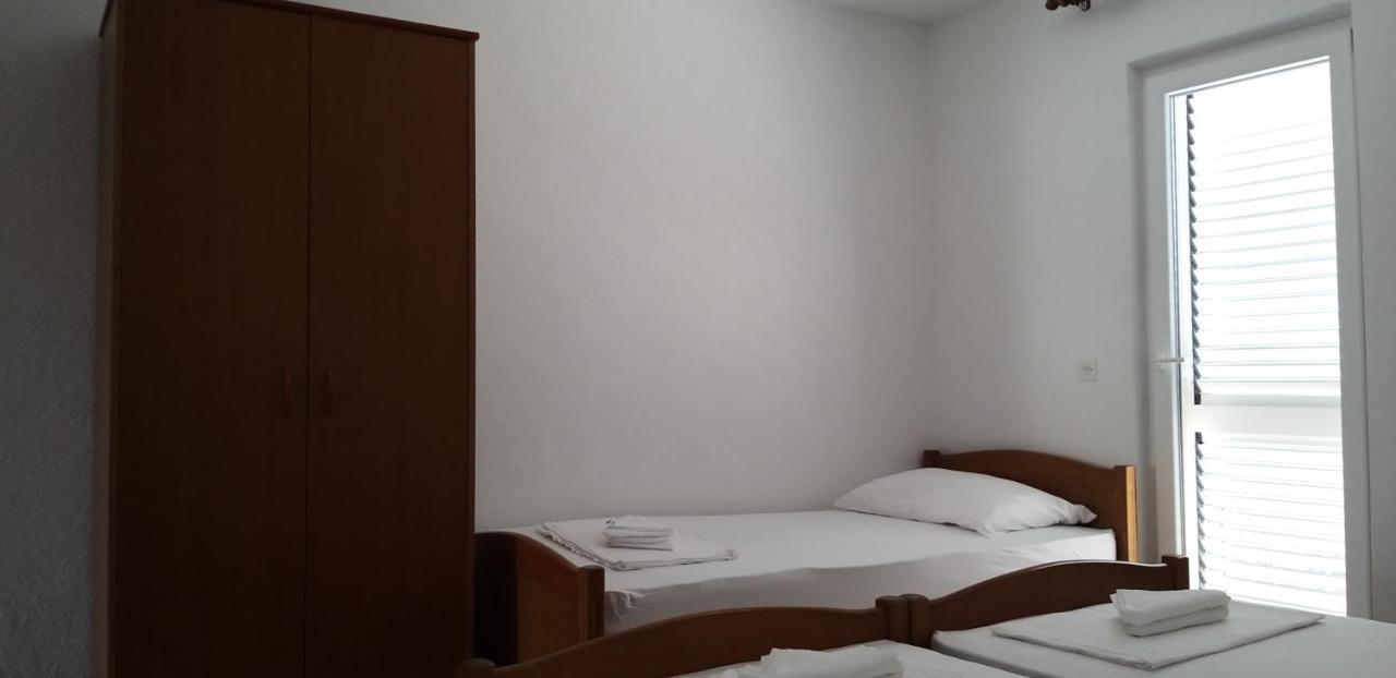 טרוגיר Apartments Boljat מראה חיצוני תמונה