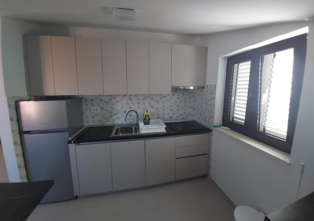 טרוגיר Apartments Boljat מראה חיצוני תמונה