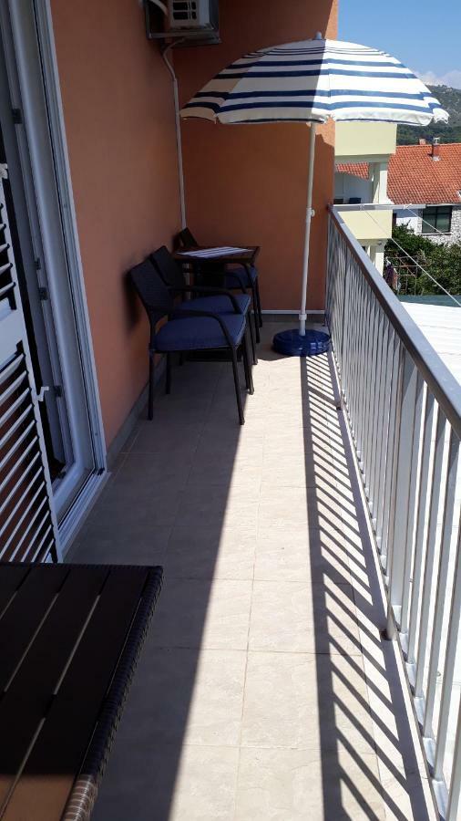 טרוגיר Apartments Boljat מראה חיצוני תמונה